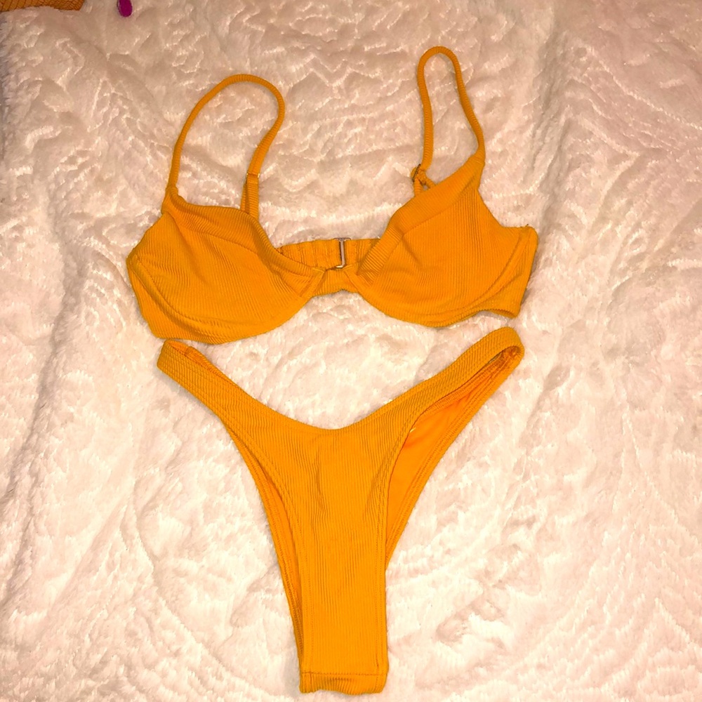 Abercrombie and fitch yellow bikini set